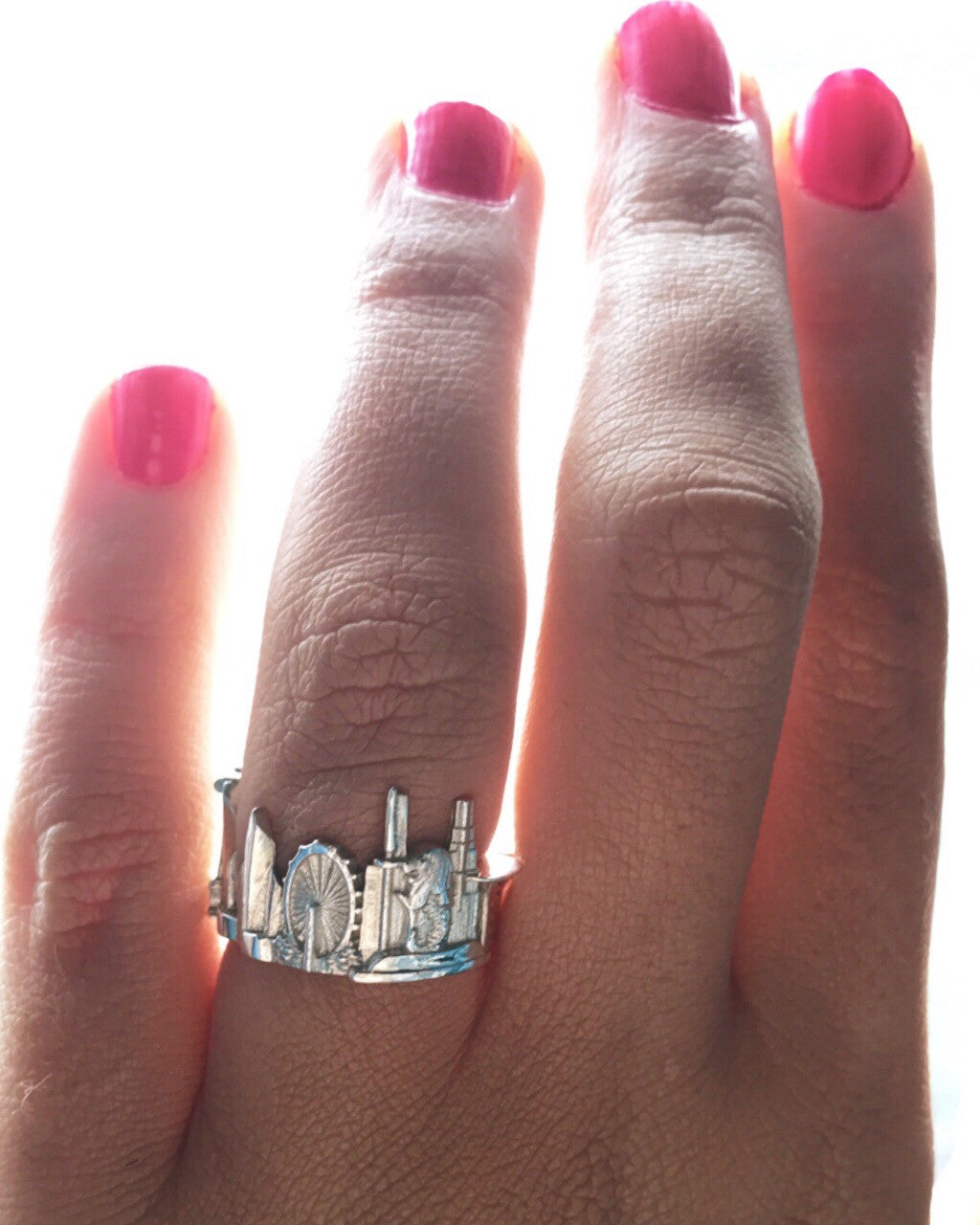 Cityscape Ring Singapore in 14K/18K Gold