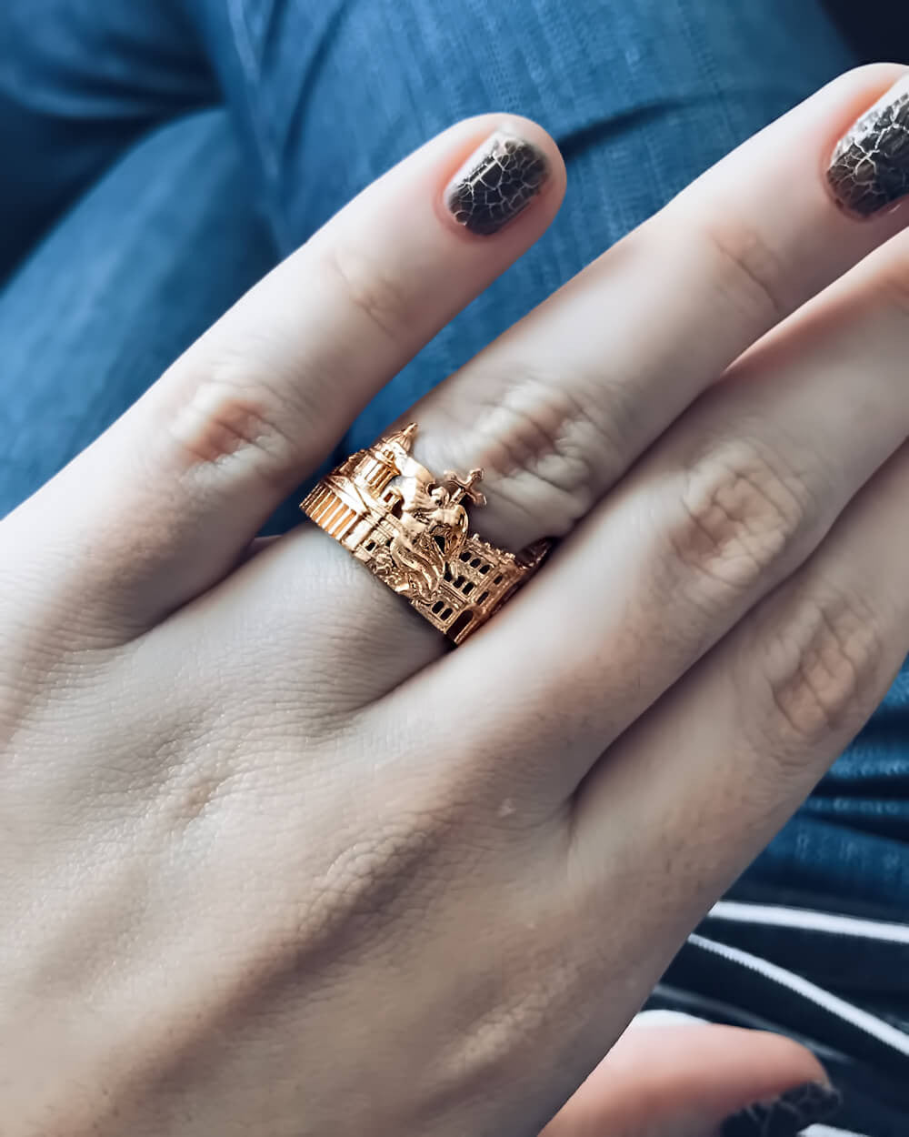 Cityscape Ring St.Petersburg in 14K/18K Gold